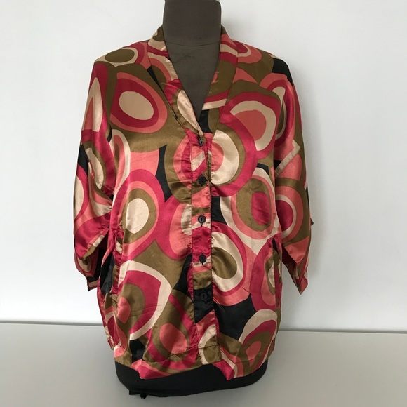 NWOT Sacred Threads Button Down Size S - Picture 1 of 3